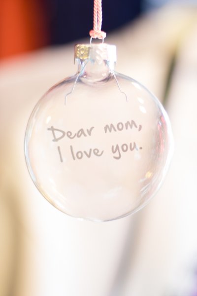 Dear Mom Ornament