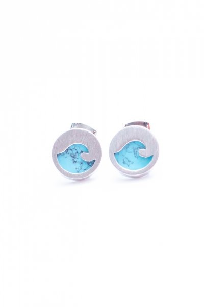 Wave Earrings by Must Have