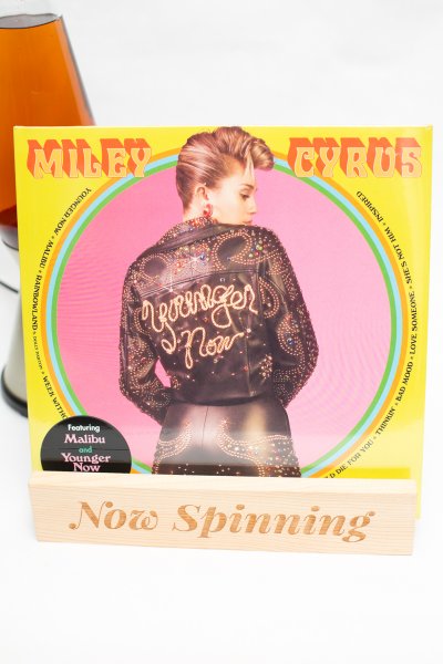 Miley Cyrus - Younger Now Vinyl