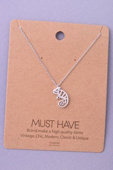 Iguana Necklace by Must Have