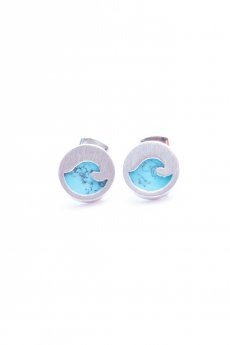 Wave Earrings by Must Have